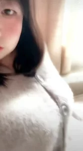 奉上母猪没被烧伤前的骚样